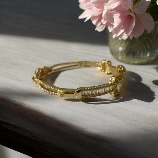 Stunning Jewelry - Reversible Gold bracelet